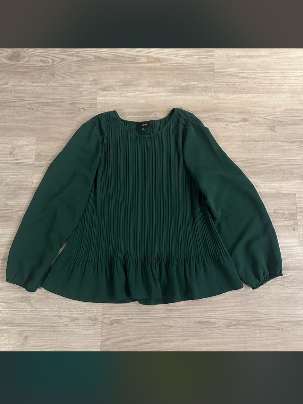 Dark Green Pleated Long-Sleeve Women's Top